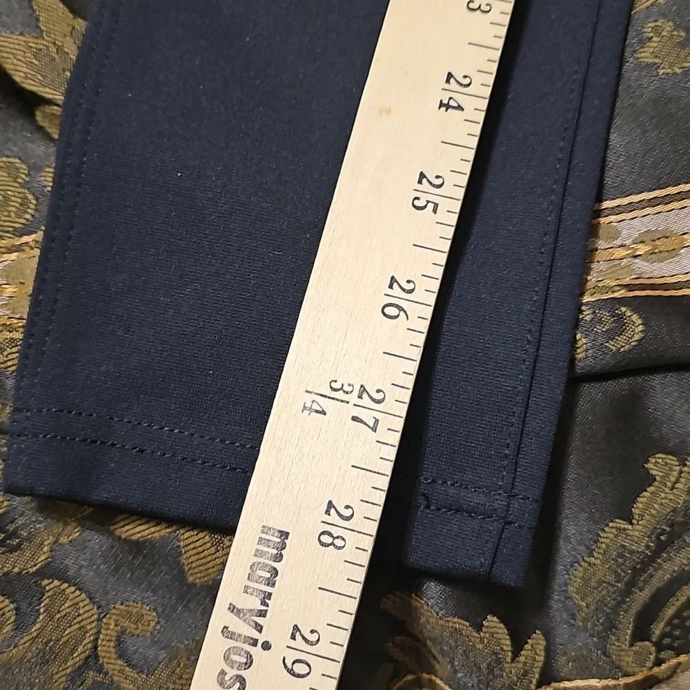Carhartt Black Leggings with Durable Fabric and Utility Style - Picture 10 of 12